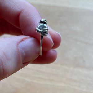 STERLING SILVER HAND RING